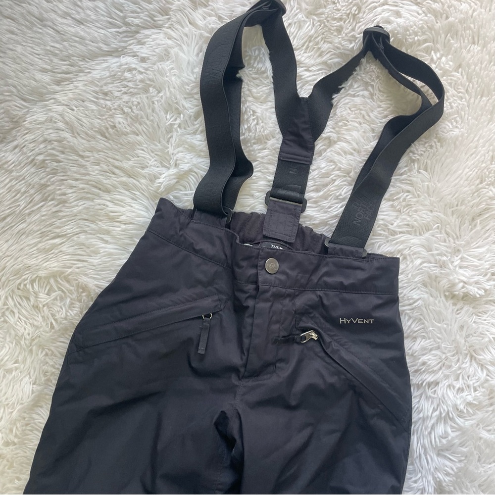 The North Face Kids HyVent EZ Grow Bib Overalls Ski Snow Pants - Picture 2 of 14